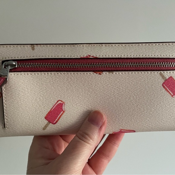 New coach wallet (no tags) popcicle print - Picture 3 of 3